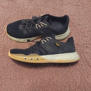 Teva Terra-Float churn water shoes - 6.5